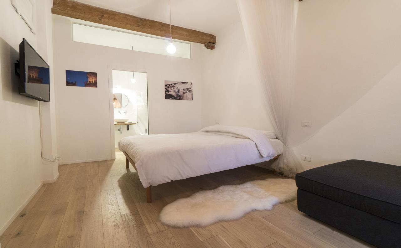 Lovely Studio D'Azeglio By Studio Vita Bolonha Exterior foto