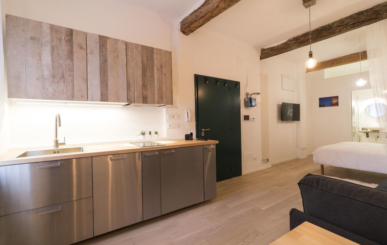 Lovely Studio D'Azeglio By Studio Vita Bolonha Exterior foto