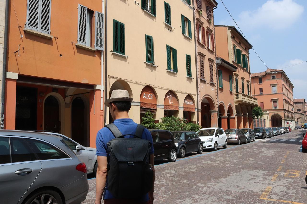 Lovely Studio D'Azeglio By Studio Vita Bolonha Exterior foto